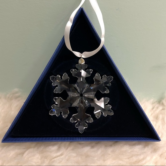 🎄Swarovski Christmas Ornament: 2016 Edition PM116 - Picture 1 of 3